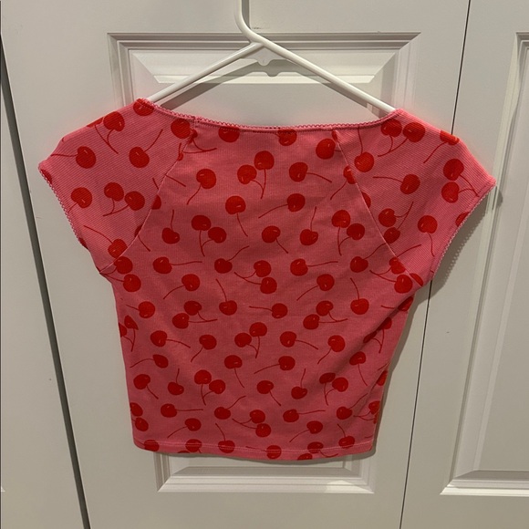 Forever 21 Pink Cherry Print Crop Top - Picture 2 of 2